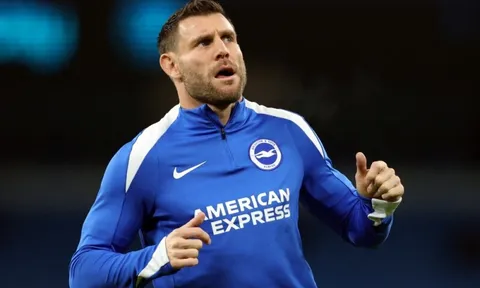 James Milner đi vào lịch sử Premier League