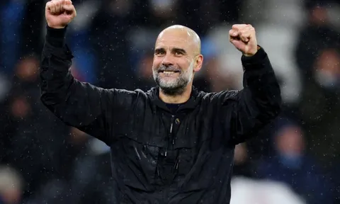 Phản ứng của Pep Guardiola khi chỉ kém Arsenal 2 điểm