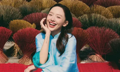 Tóc Tiên hài hước khoe 'bạn trai' ngay Tết, danh tính quá bất ngờ