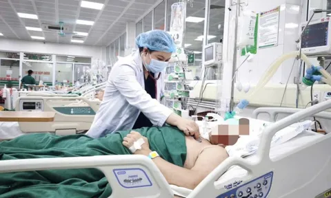 Bữa cơm tất niên nguội lạnh và những bác sĩ không nhớ nổi mùng mấy Tết 0