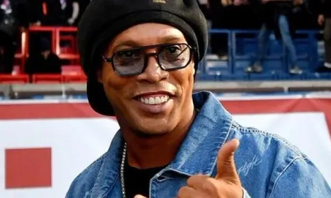 Ronaldinho thừa nhận không còn hứng thú xem trọn trận đấu