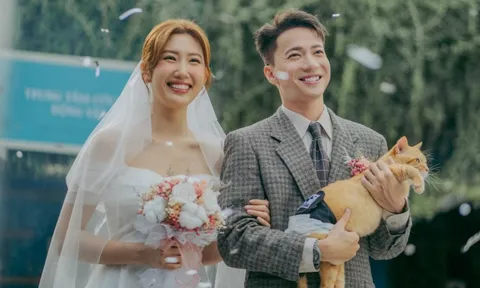 S.T Sơn Thạch gửi lời chúc Tết đến Thúy Ngân, nhắc luôn chuyện tình cảm của đối phương