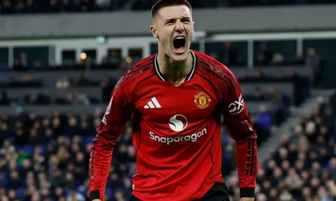 Pha bứt tốc gây sốt của Sesko