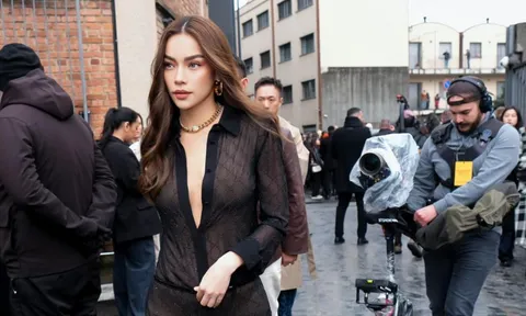 Clip phản ứng của khán giả nước ngoài khi gặp Hồ Ngọc Hà gây chú ý