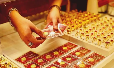 Ai nên mua vàng ngày Thần Tài?