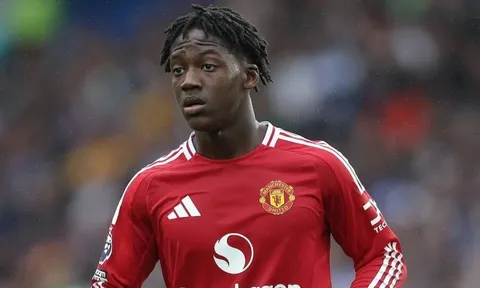 MU ra quyết định với Mainoo