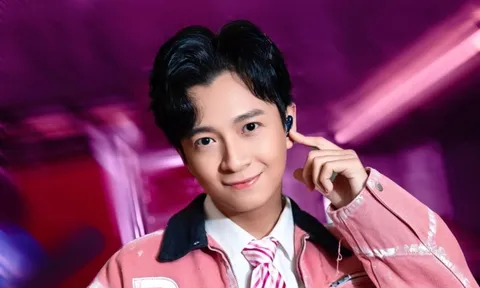 Xôn xao khoảnh khắc Ngô Kiến Huy thân thiết bên một hot girl, dân tình bàn tán