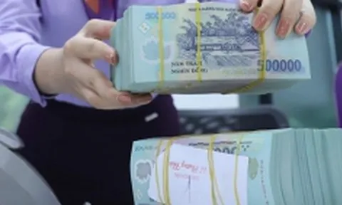 Cần tiền đánh bạc, nhân viên bảo trì cây ATM liều mạng lừa đảo ngân hàng