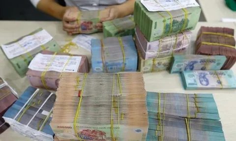 Có 1 tỷ đồng, gửi tiết kiệm ngân hàng nào có lãi cao nhất sau 1 năm?