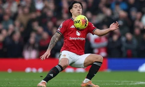 Lisandro Martinez làm MU 'thấp thỏm'