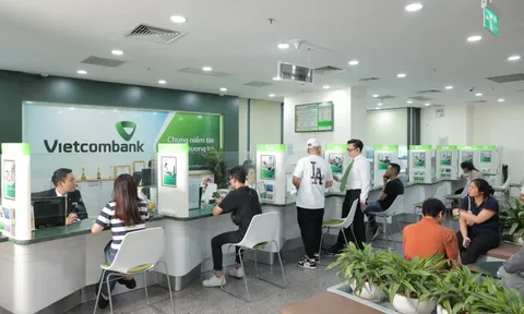 Tối 27/2, BIDV, Vietcombank, Agribank đồng loạt thông báo dừng dịch vụ trên loạt thiết bị di động
