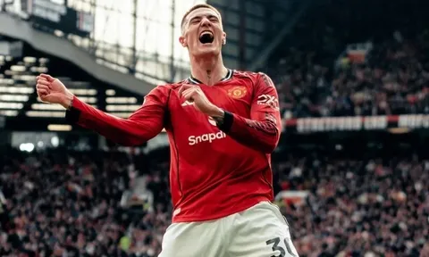 MU lên thứ 3 sau màn ngược dòng ngoạn mục