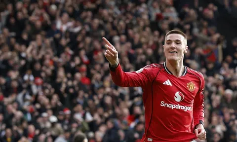 'Bom tấn' Sesko xuất hiện ở MU ra sao?