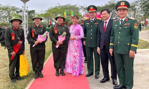 Rộn ràng ngày hội tòng quân trên địa bàn miền Trung – Tây Nguyên