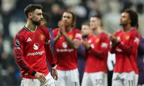 MU khiến cuộc đua Champions League khó đoán