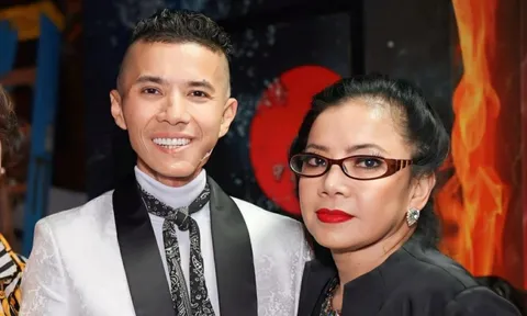 Kasim Hoàng Vũ qua đời khi ăn trưa, trong vòng tay của mẹ