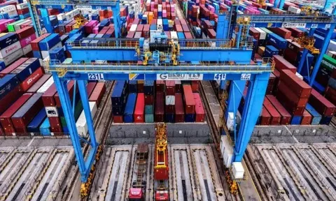 Mỹ đặt trọng tâm kinh tế năm 2026 vào công cụ thuế quan với phương châm 'Nước Mỹ trên hết'