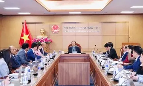 Hợp tác triển khai các chương trình, chứng chỉ tiếng Anh quốc tế tại Việt Nam