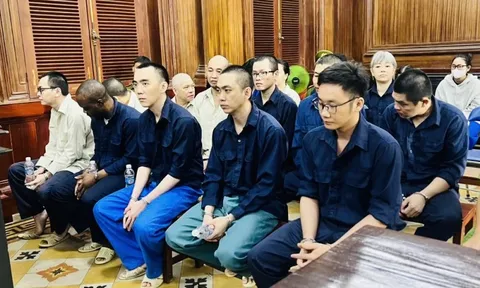 Đường dây rửa tiền cực lớn xuyên quốc gia: Đề nghị mức án lên đến 15 năm tù