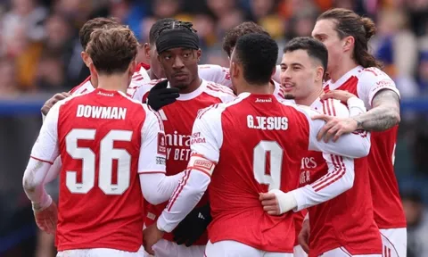 Giấc mơ 'ăn 4' còn nguyên với Arsenal