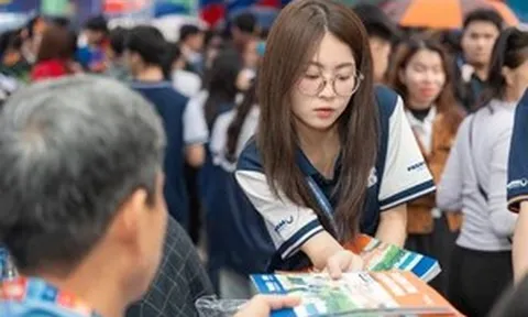 Lời khuyên của chuyên gia cho thí sinh trong việc lựa chọn trường và ngành học