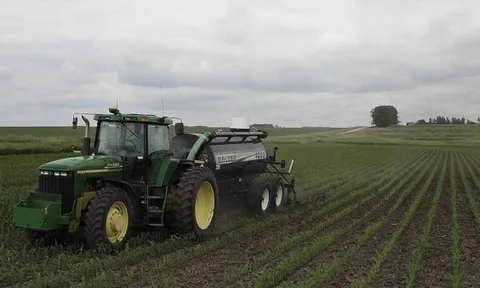 Tình hình Trung Đông: Anh lo ngại phí phân bón leo thang; Pháp kiềm chế đà tăng giá nhiên liệu; Nhật Bản cắt giảm sản xuất