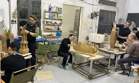 Ghé Bát Tràng ngắm 'gốm Phồn' đầu Xuân