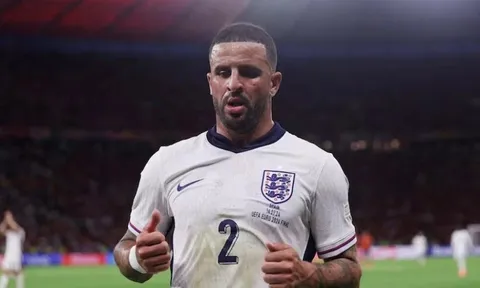 Kyle Walker chia tay tuyển Anh