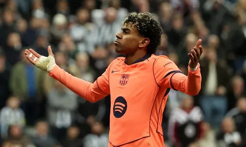 Barcelona sống nhờ đôi chân Yamal