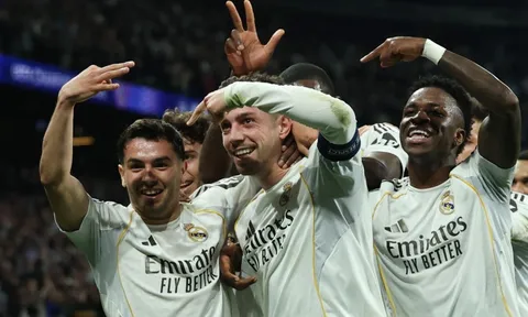 Real Madrid khiến Micah Richards 'phát ngán'