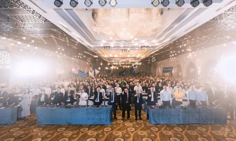 Hơn 1.000 chiến binh hội ngộ đầy khí thế tại sự kiện kick off dự án Welltone Luxury Residence