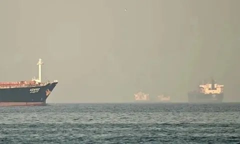 Eo biển Hormuz tê liệt, giá xăng dầu tăng chóng mặt, Nhật Bản lần đầu tiên làm việc này kể từ năm 2022