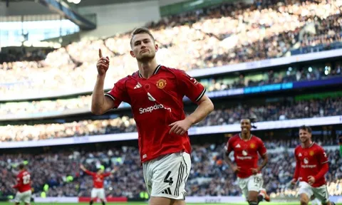 De Ligt gặp ác mộng chấn thương