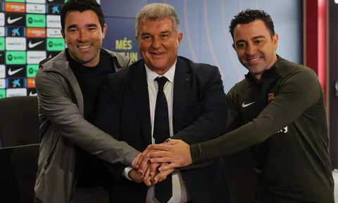 Chủ tịch Barca: 'Xavi là kẻ thua cuộc'