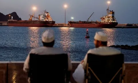 Iran ra điều kiện về tiền tệ để mở cửa một phần eo biển Hormuz