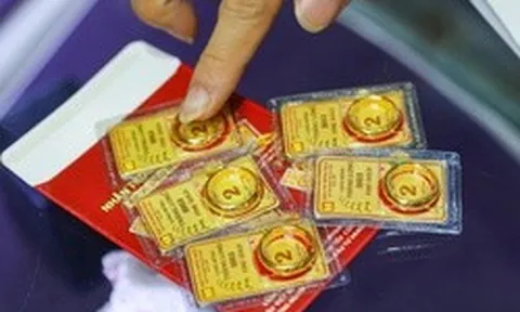 Giá vàng giảm liên tục, có nên mua?