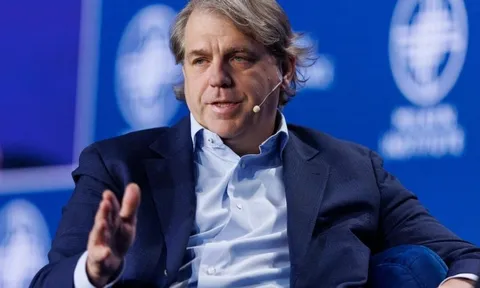 Chelsea hợp tác vẫn bị phạt, án 'khủng' treo trên đầu Man City