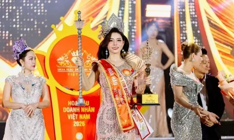 Người đẹp Nguyễn Hoàng Vân đăng quang Hoa hậu Doanh nhân Việt Nam 2026