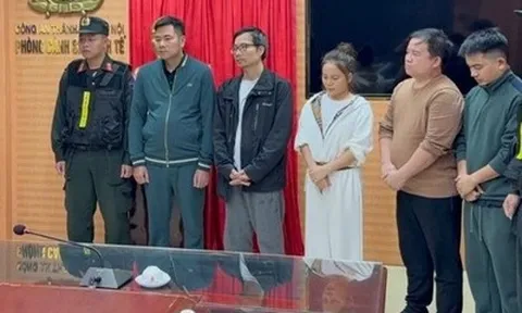 Kêu gọi đầu tư đồng tiền mã hoá FTXF để lừa đảo, 5 đối tượng bị khởi tố