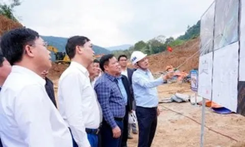 Nghệ An đẩy nhanh tiến độ xây dựng trường nội trú liên cấp vùng biên