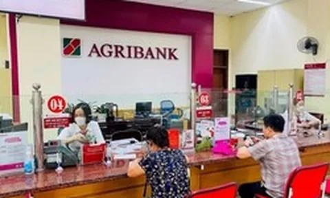Từ hôm nay, khách hàng Agribank rút tiền, chuyển tiền có thay đổi