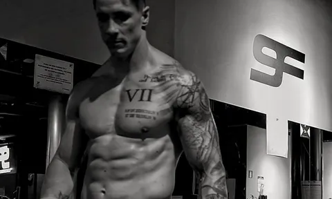 Body tuổi 42 gây kinh ngạc của Torres