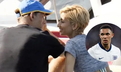 Sự thật bức ảnh HLV Tuchel hẹn hò bạn gái cũ của Trent