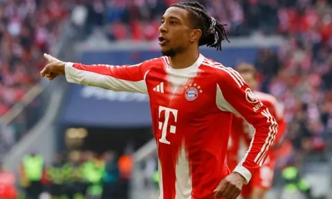 Michael Olise 'càn quét' Bundesliga