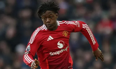 Mainoo đổi đời