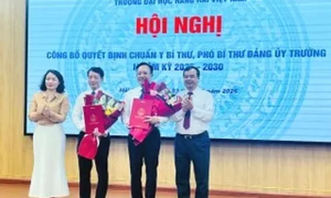 Trường Đại học Hàng hải Việt Nam công bố Quyết định chuẩn y Bí thư, Phó Bí thư
