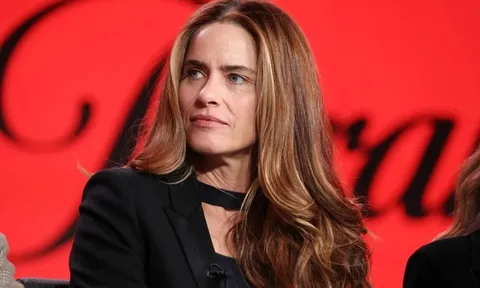 Amanda Peet tiết lộ mắc ung thư, trải qua biến cố gia đình