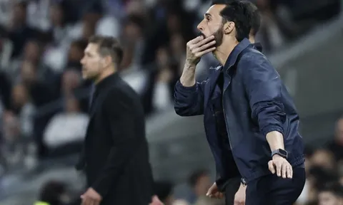 Áo 3.900 euro của Arbeloa gây sốt derby