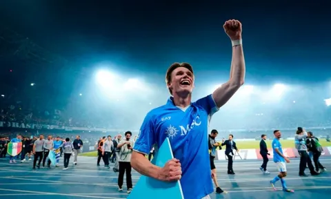 McTominay được so sánh với thánh thần