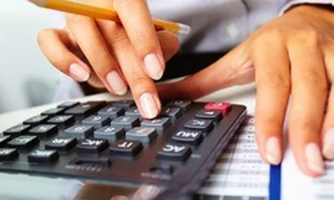 Vừa được công ty trả lương, vừa có nguồn thu cho thuê nhà thì tính thuế TNCN như thế nào?